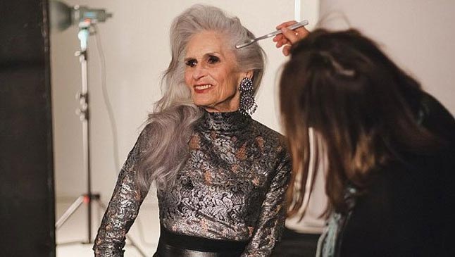 Daphne-Selfe1